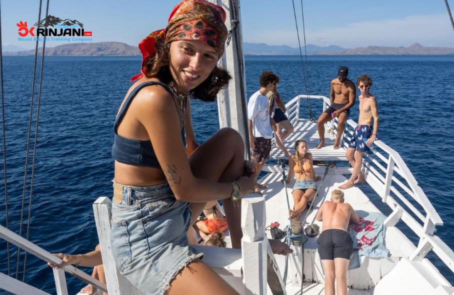 Oke Rinjani – Komodo Boat Tours5